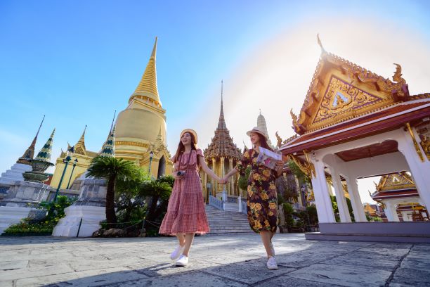 Thailand Do's and Don'ts-Sightsee the Royal Palace and Temples