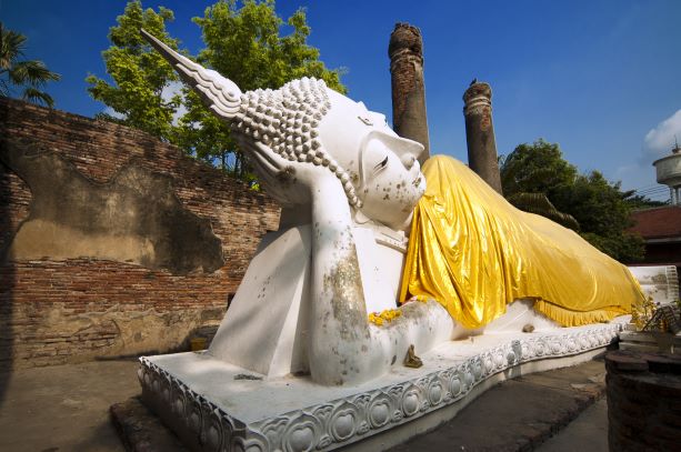 The reclining Buddha image