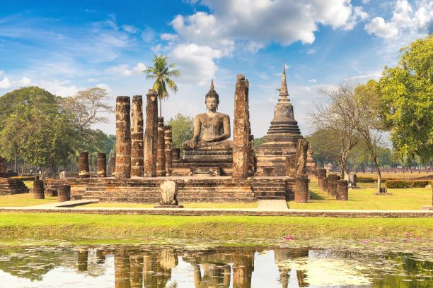 Ayutthaya Historical Park is the top most attractive place in Ayutthaya