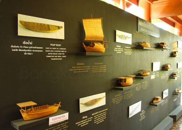 Get information in Thai Boat Museum, Ayutthaya