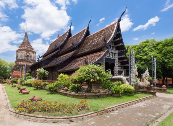  Wat Lok Molee is must-see temple