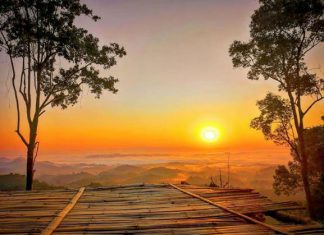 Kew Ta-Khian Ngam Scenic Point Sea of Fog at Kew Ta-khian Ngam Scenic Point-Sukhothai