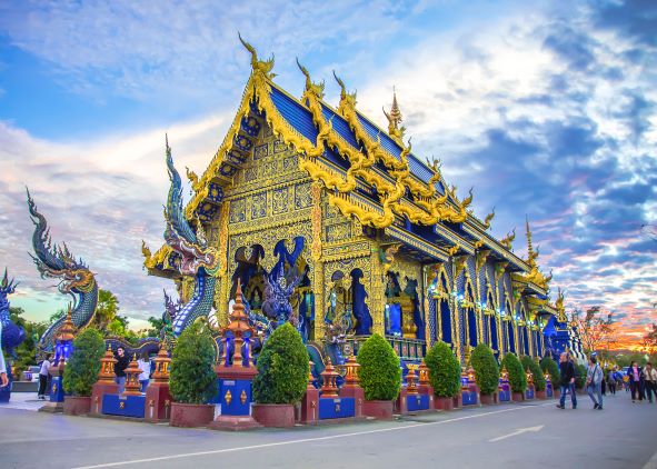 Wat Rong Suea Ten the Blue Temple Chiang Rai