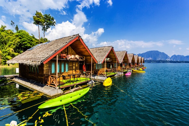 Floating Bungalows with kayaks at Khao Sok National Park, Cheow Lan Lake