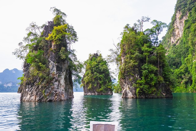 Khao Sam Kler or Sam Kler mountain is the symbol of Ratchaprapa Dam at Khao Sok