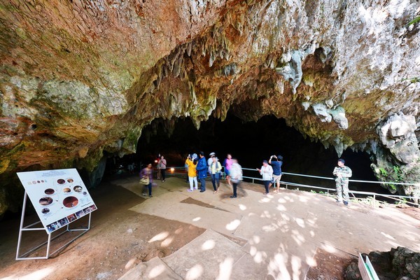 Tham Luang Cave