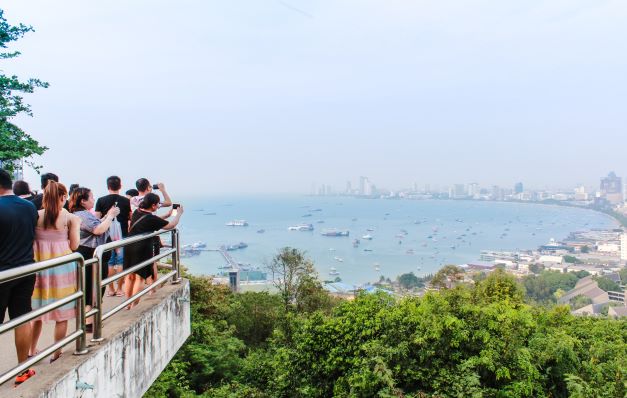 Enjoy with the View of Pattaya Bay
