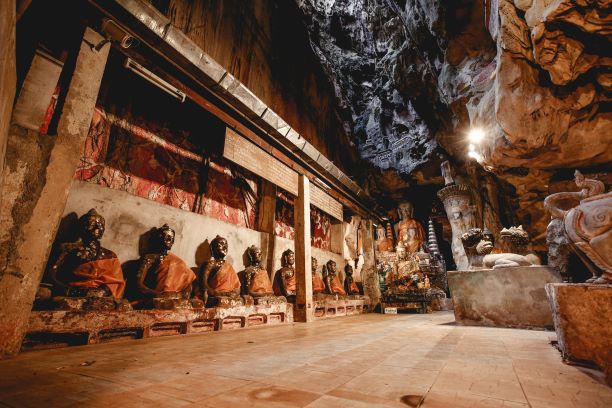 Buddha statues in Chiang Dao Cave